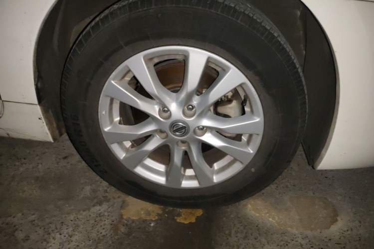 Used Nissan Teana 2013 2.0L XE Fashion Edition Right Front Wheel Hub