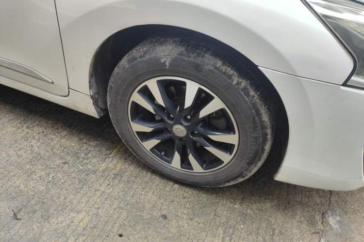 Used Nissan Teana 2013 2.5L XL-NAVI Luxury Edition Right Front Wheel Hub