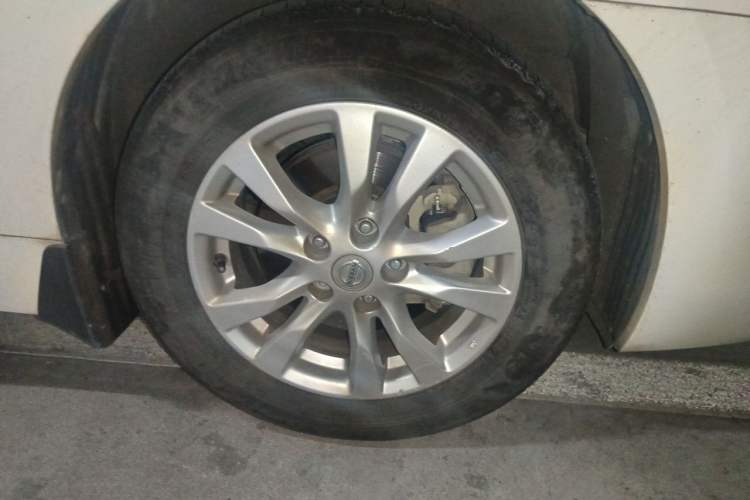Used Nissan Teana 2013 2.5L XL Leading Edition Right Front Wheel Hub