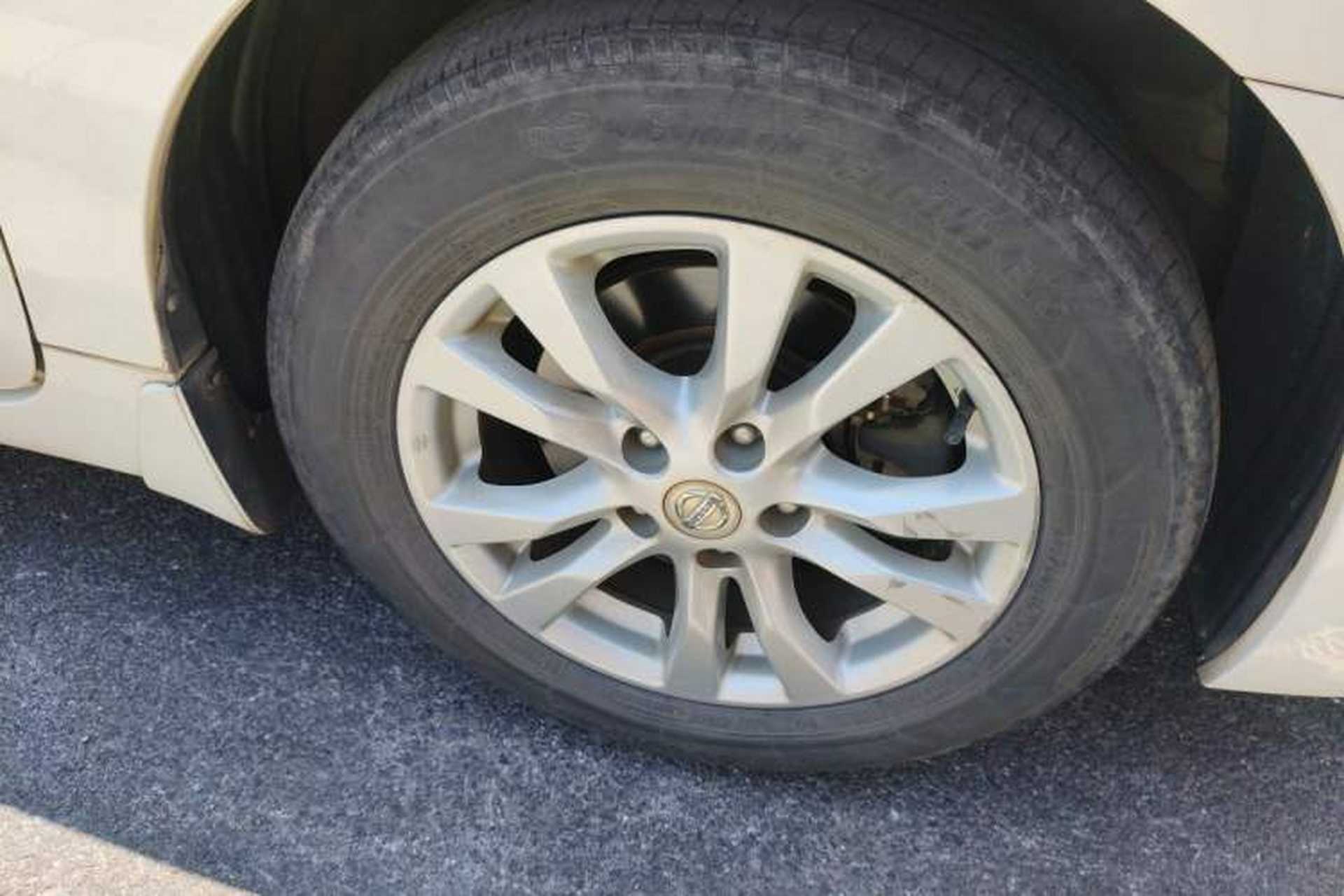 Used Nissan Teana 2013 2.0L XL Comfort Edition Right Front Wheel Hub
