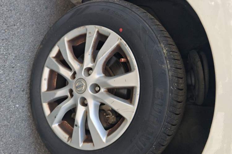 Used Nissan Teana 2013 2.0L XL Comfort Edition Right Front Wheel Hub