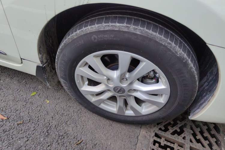 Used Nissan Teana 2013 2.5L XL Leading Edition Right Front Wheel Hub