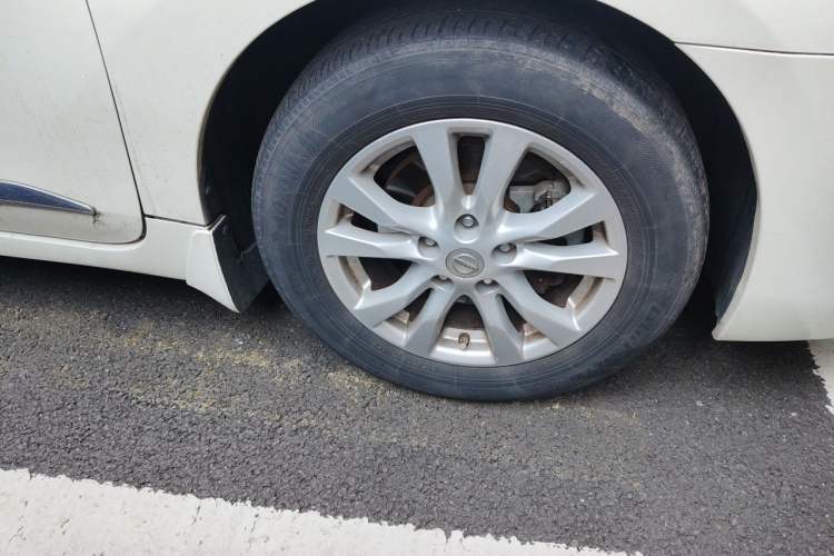 Used Nissan Teana 2013 2.5L XL Leading Edition Right Front Wheel Hub