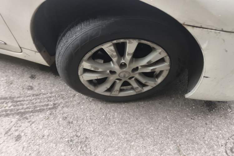 Used Nissan Teana 2013 2.0L XL Comfort Edition Right Front Wheel Hub