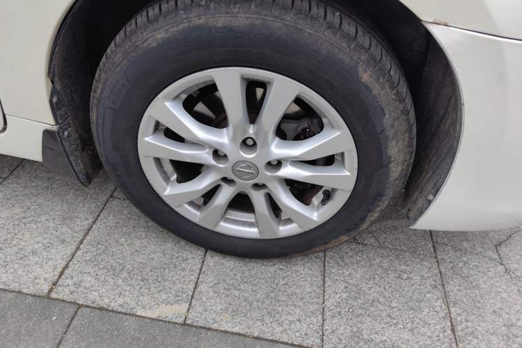 Used Nissan Teana 2013 2.0L XL Comfort Edition Right Front Wheel Hub