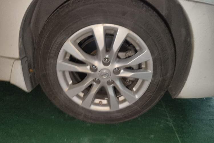 Used Nissan Teana 2013 2.5L XL Leading Edition Right Front Wheel Hub