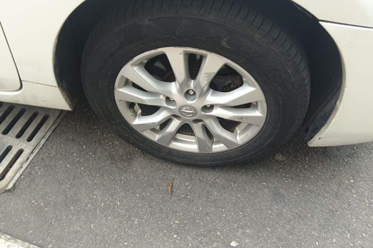 Used Nissan Teana 2013 2.0L XL Comfort Edition Right Front Wheel Hub