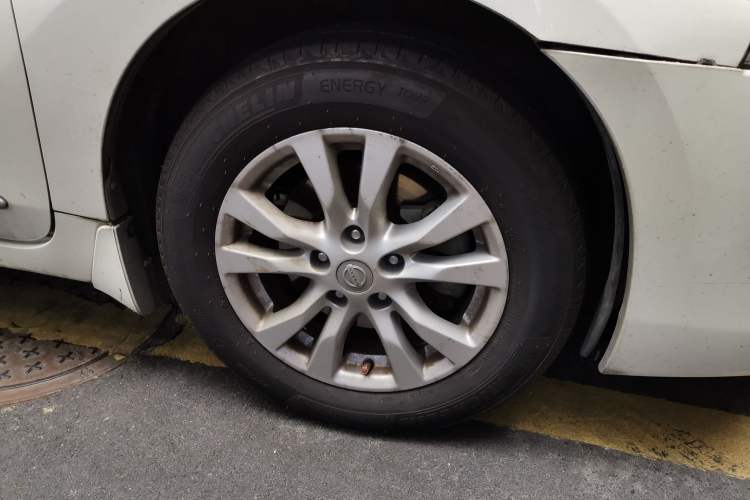 Used Nissan Teana 2013 2.0L XL Comfort Edition Right Front Wheel Hub