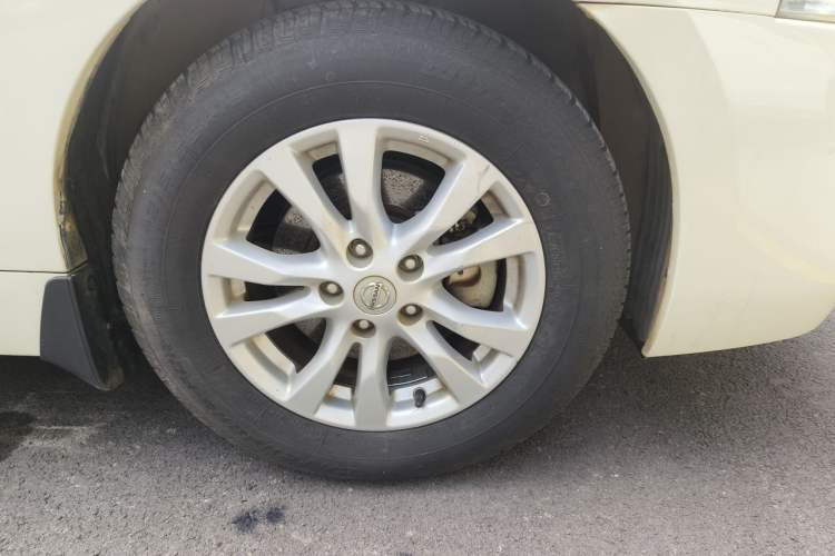 Used Nissan Teana 2013 2.0L XL Comfort Edition Right Front Wheel Hub