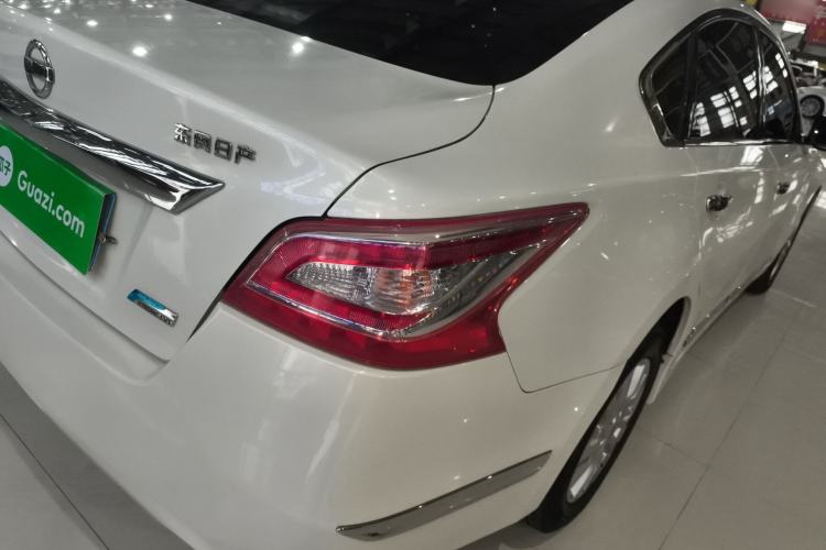 Used Nissan Teana 2013 2.0L XL Comfort Edition Right Rear Taillight