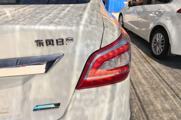 Used Nissan Teana 2013 2.0L XL Comfort Edition Right Rear Taillight