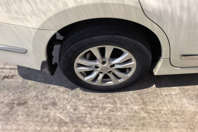 Used Nissan Teana 2013 2.0L XL Comfort Edition Right Rear Wheel Hub