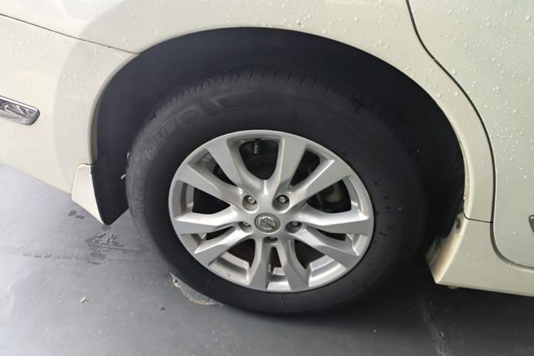 Used Nissan Teana 2013 2.0L XL Comfort Edition Right Rear Wheel Hub