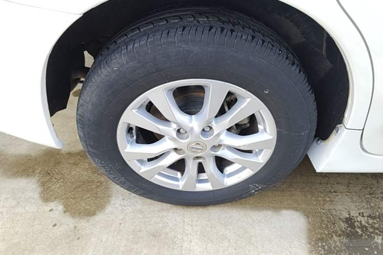 Used Nissan Teana 2013 2.0L XL Comfort Edition Right Rear Wheel Hub