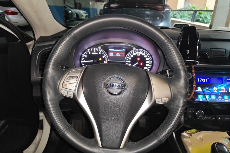 Used Nissan Teana 2013 2.0L XL Comfort Edition Steering Wheel