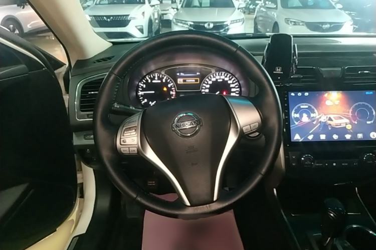 Used Nissan Teana 2013 2.0L XL Comfort Edition Steering Wheel