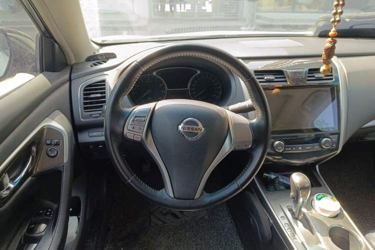 Used Nissan Teana 2013 2.0L XL Comfort Edition Steering Wheel