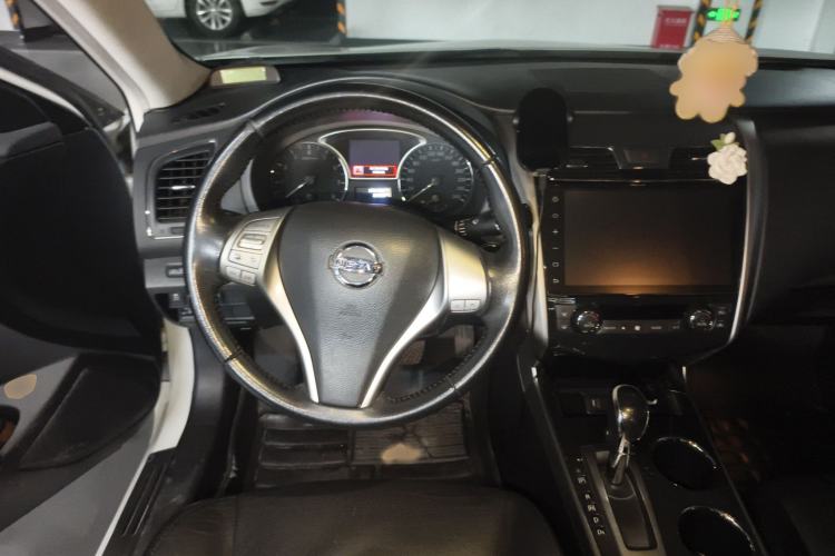 Used Nissan Teana 2013 2.0L XL Comfort Edition Steering Wheel