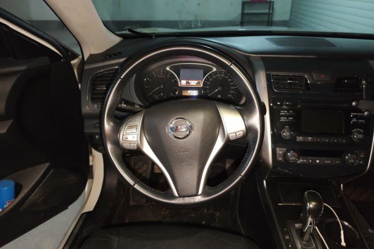 Used Nissan Teana 2013 2.0L XL Comfort Edition Steering Wheel