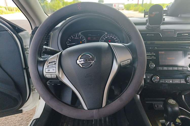 Used Nissan Teana 2013 2.0L XL Comfort Edition Steering Wheel