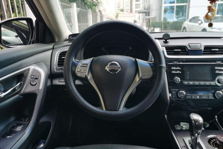 Used Nissan Teana 2013 2.0L XL Comfort Edition Steering Wheel