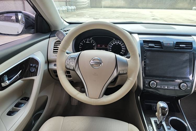 Used Nissan Teana 2013 2.0L XL Comfort Edition Steering Wheel