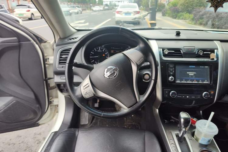Used Nissan Teana 2013 2.0L XL Comfort Edition Steering Wheel
