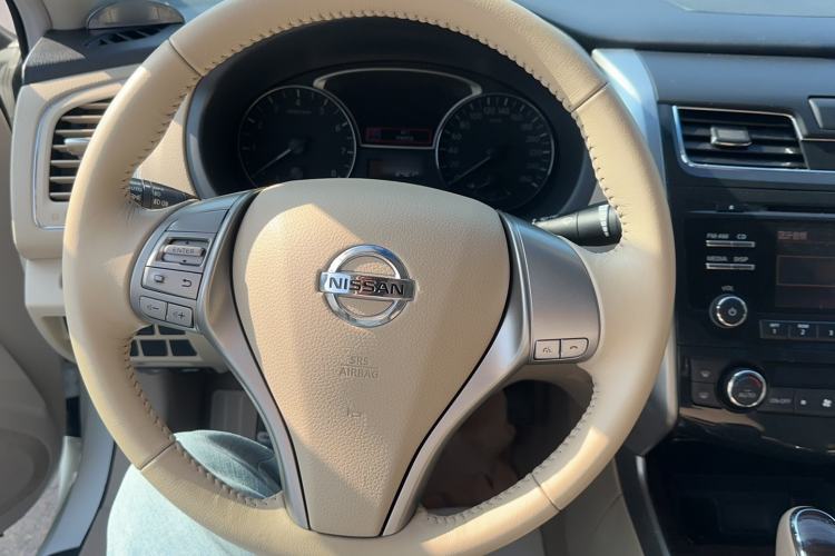 Used Nissan Teana 2013 2.0L XL Comfort Edition Steering Wheel