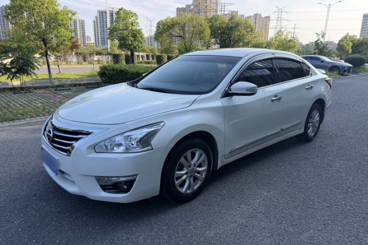 Used Nissan Teana 2013 2.0L XL Comfort Edition Guazi used car, China used car export, Used car for sale, Used Nissan cars, Cheapest cars for sale