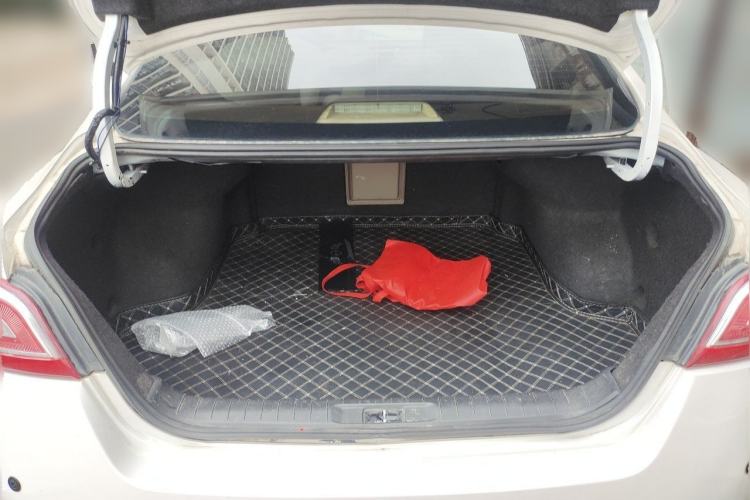 Used Nissan Teana 2013 2.5L XL-NAVI Luxury Edition Trunk