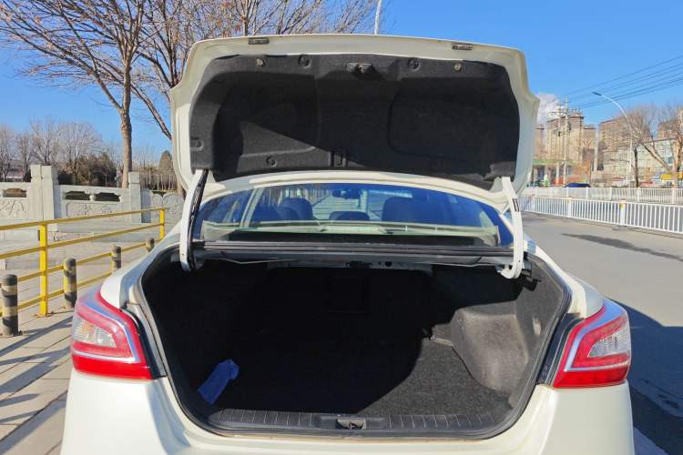 Used Nissan Teana 2013 2.0L XL Comfort Edition Trunk