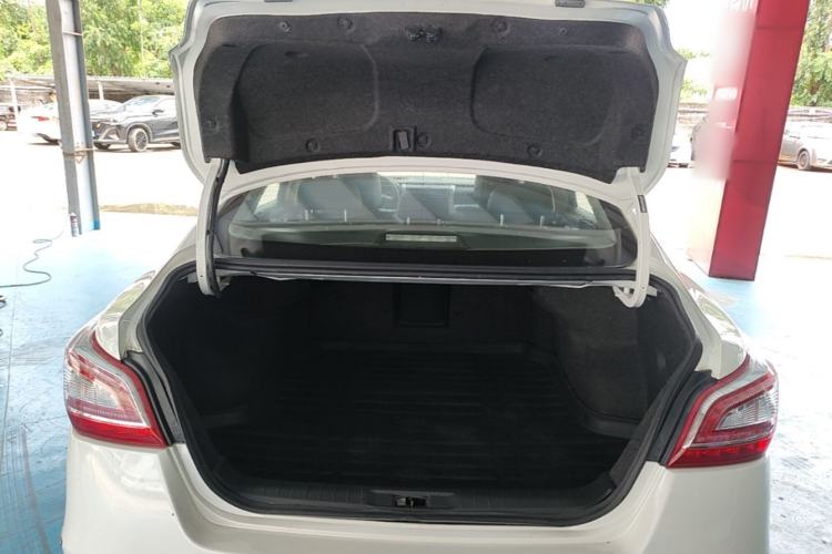 Used Nissan Teana 2013 2.0L XL Comfort Edition Trunk