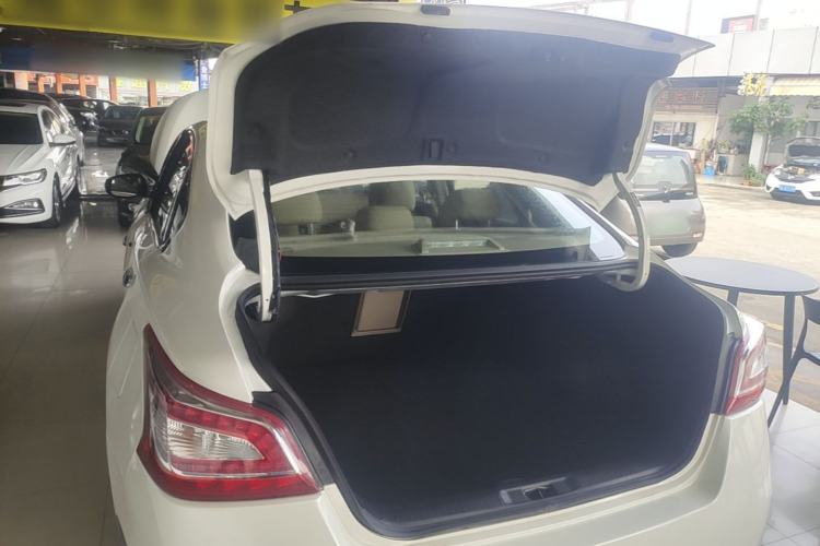 Used Nissan Teana 2013 2.0L XE Fashion Edition Trunk