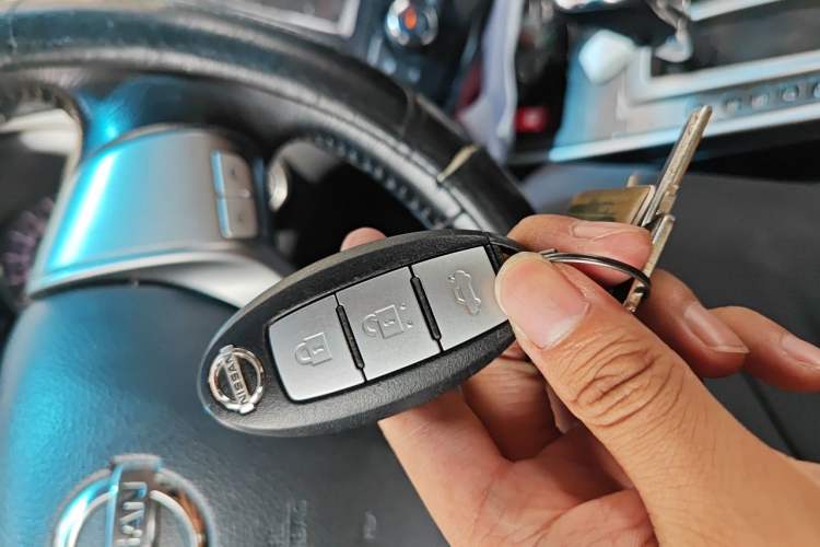 Used Nissan Teana 2013 2.0L XL Comfort Edition Vehicle Key