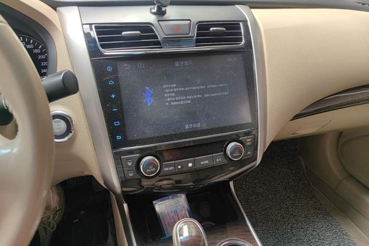 Used Nissan Teana 2013 2.0L XL Comfort Edition Audio And AC Panel