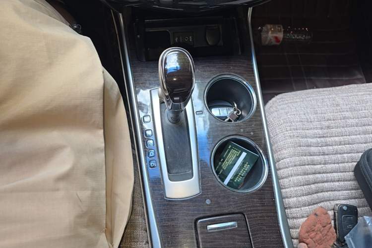 Used Nissan Teana 2013 2.0L XL Comfort Edition Gear Lever