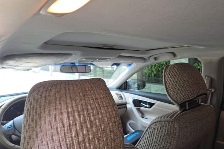 Used Nissan Teana 2013 2.0L XL Comfort Edition Headliner