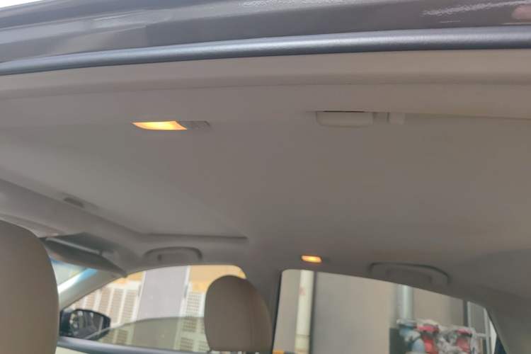 Used Nissan Teana 2013 2.0L XL Comfort Edition Headliner