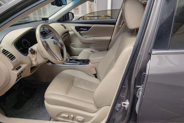 Used Nissan Teana 2013 2.0L XL Comfort Edition Left Front Seat