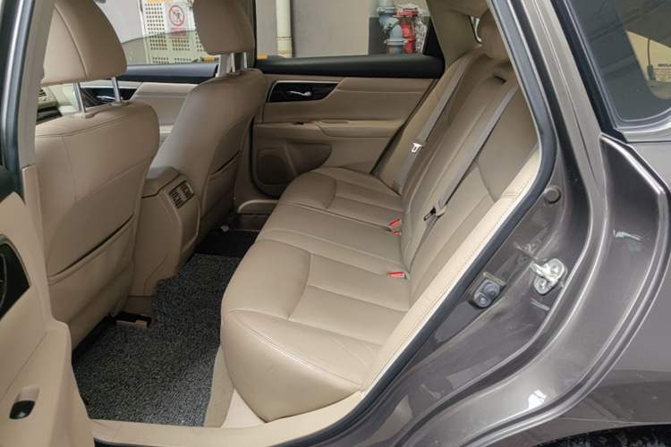 Used Nissan Teana 2013 2.0L XL Comfort Edition Left Rear Seat