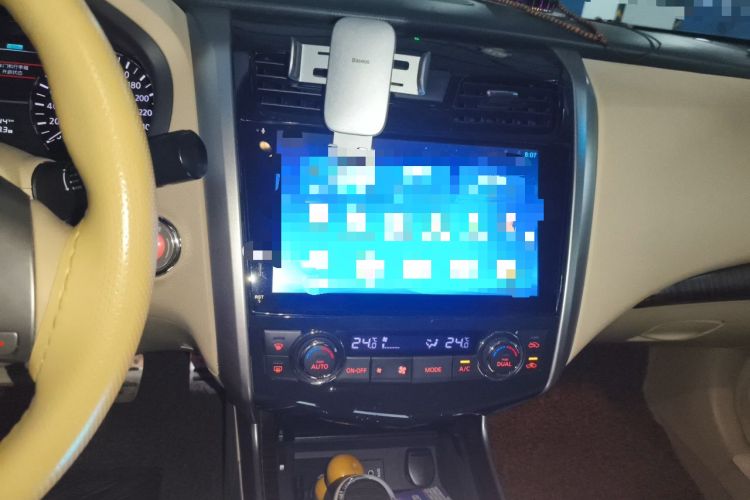 Used Nissan Teana 2014 2.0L XL Upper Tech Edition Audio And AC Panel