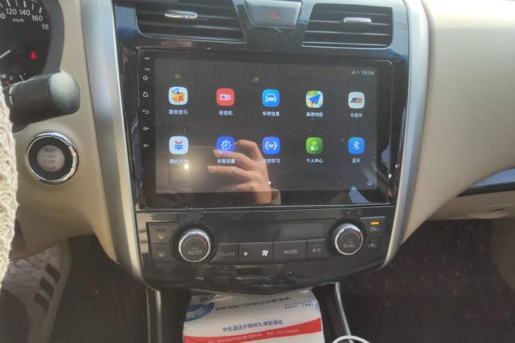 Used Nissan Teana 2014 Duke 2.5L XV Deluxe Edition Audio And AC Panel