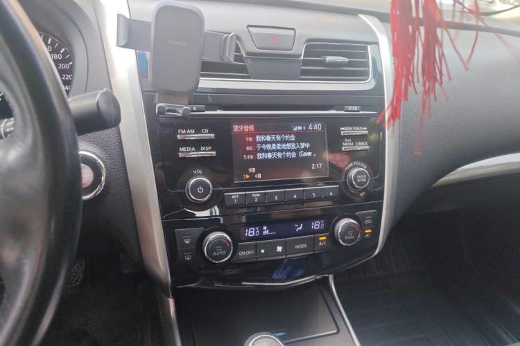 Used Nissan Teana 2014 2.0L XL Upper Tech Edition Audio And AC Panel