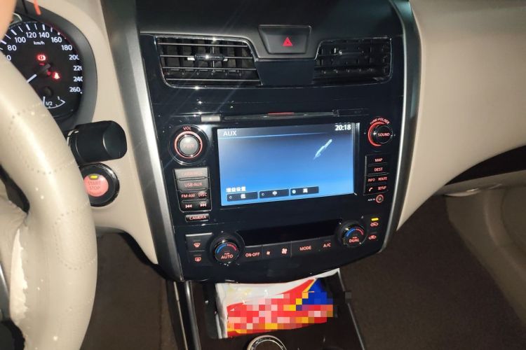 Used Nissan Teana 2014 Duke 2.5L XV Glory Edition Audio And AC Panel