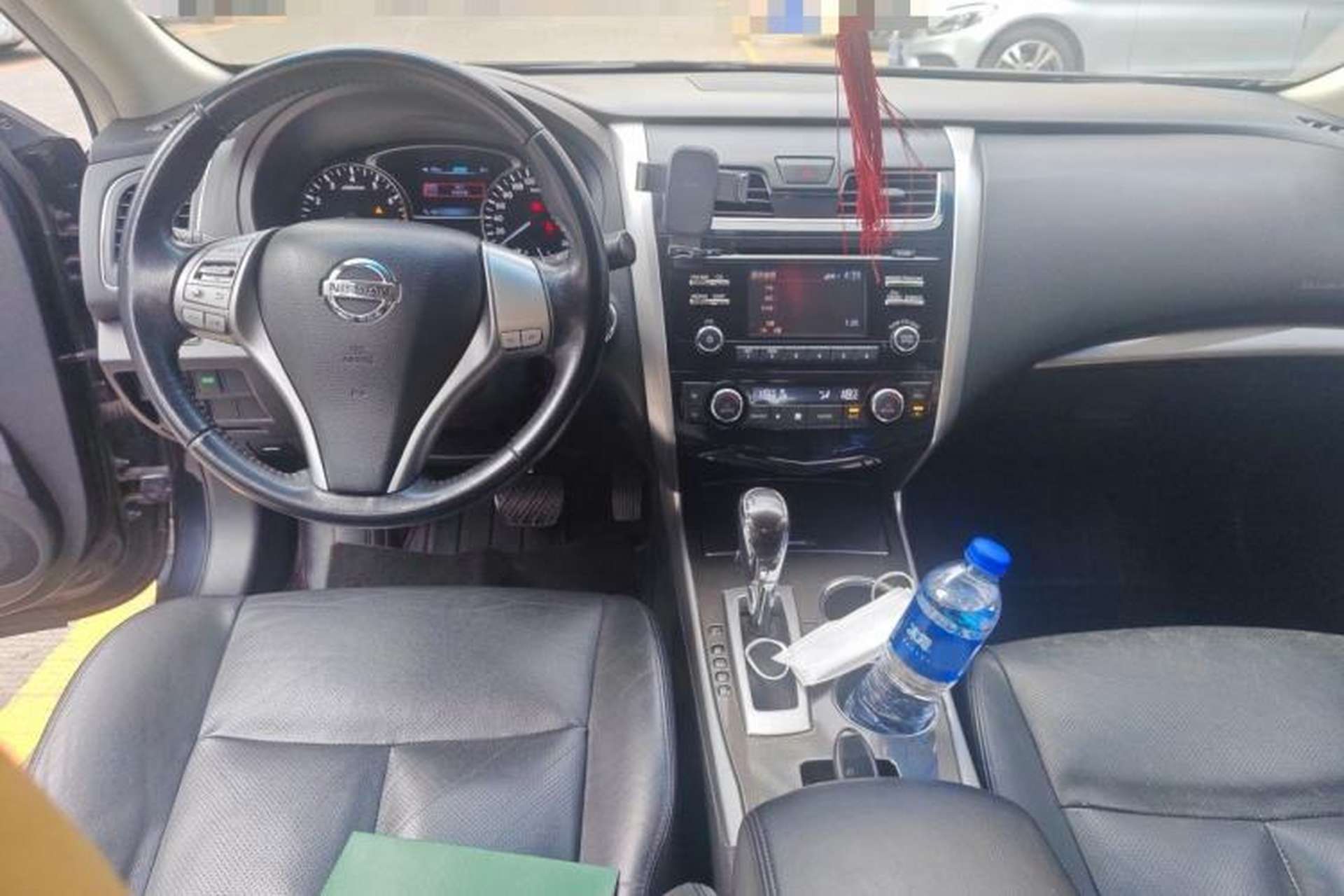 Used Nissan Teana 2014 2.0L XL Upper Tech Edition Center Console