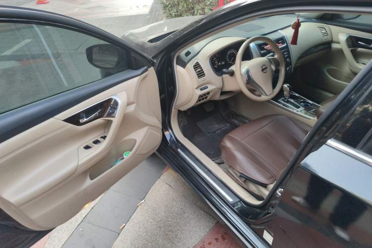 Used Nissan Teana 2014 2.0L XL Upper Tech Edition Driver Seat