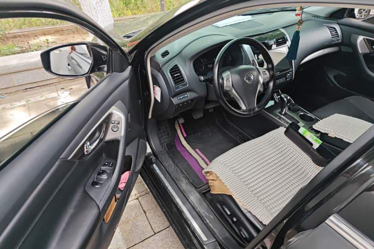 Used Nissan Teana 2014 Duke 2.5L XV Deluxe Edition Driver Seat