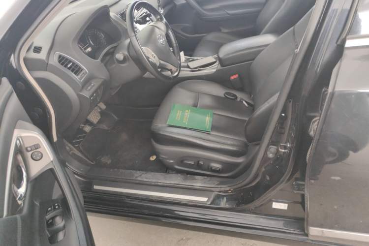 Used Nissan Teana 2014 2.0L XL Upper Tech Edition Driver Seat