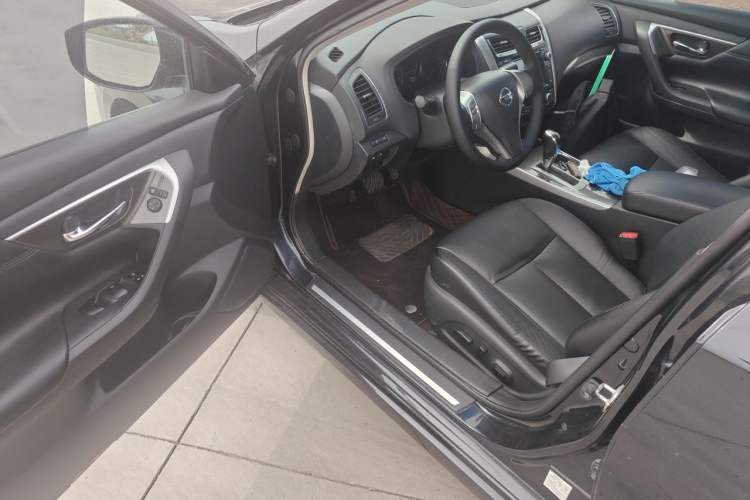 Used Nissan Teana 2014 2.0L XL Upper Tech Edition Driver Seat