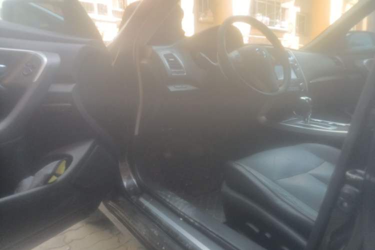Used Nissan Teana 2014 Duke 2.5L XV Luxury Edition Driver Seat
